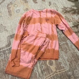 Roller Rabbit lounge set